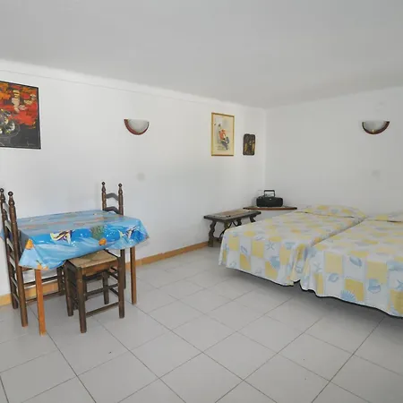 Villa Casa Espaciosa Con Gran Terraza Y Piscina Privada En Zona Tranquila De - Hisp-7-4 *
