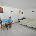 Villa Casa Espaciosa Con Gran Terraza Y Piscina Privada En Zona Tranquila De - Hisp-7-4 *